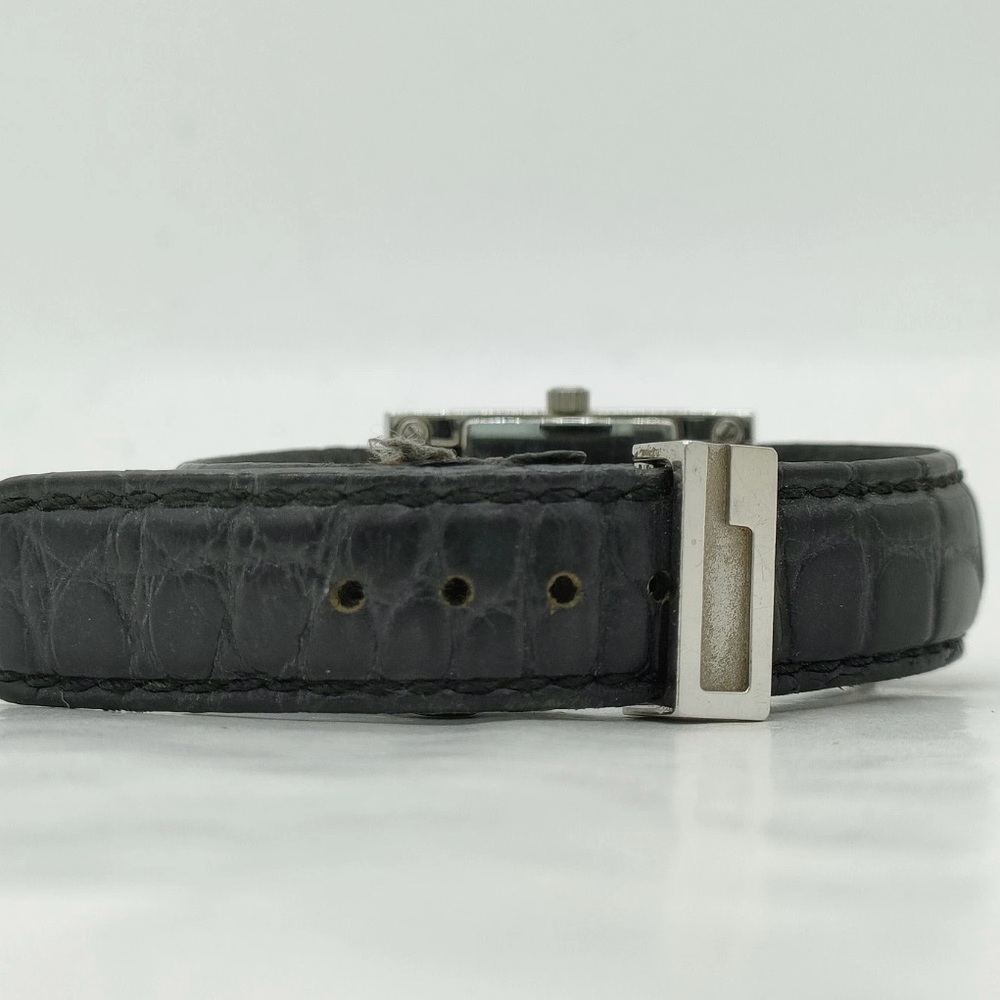 Gucci Silver and Black Leather Watch - Picture 3 of 9